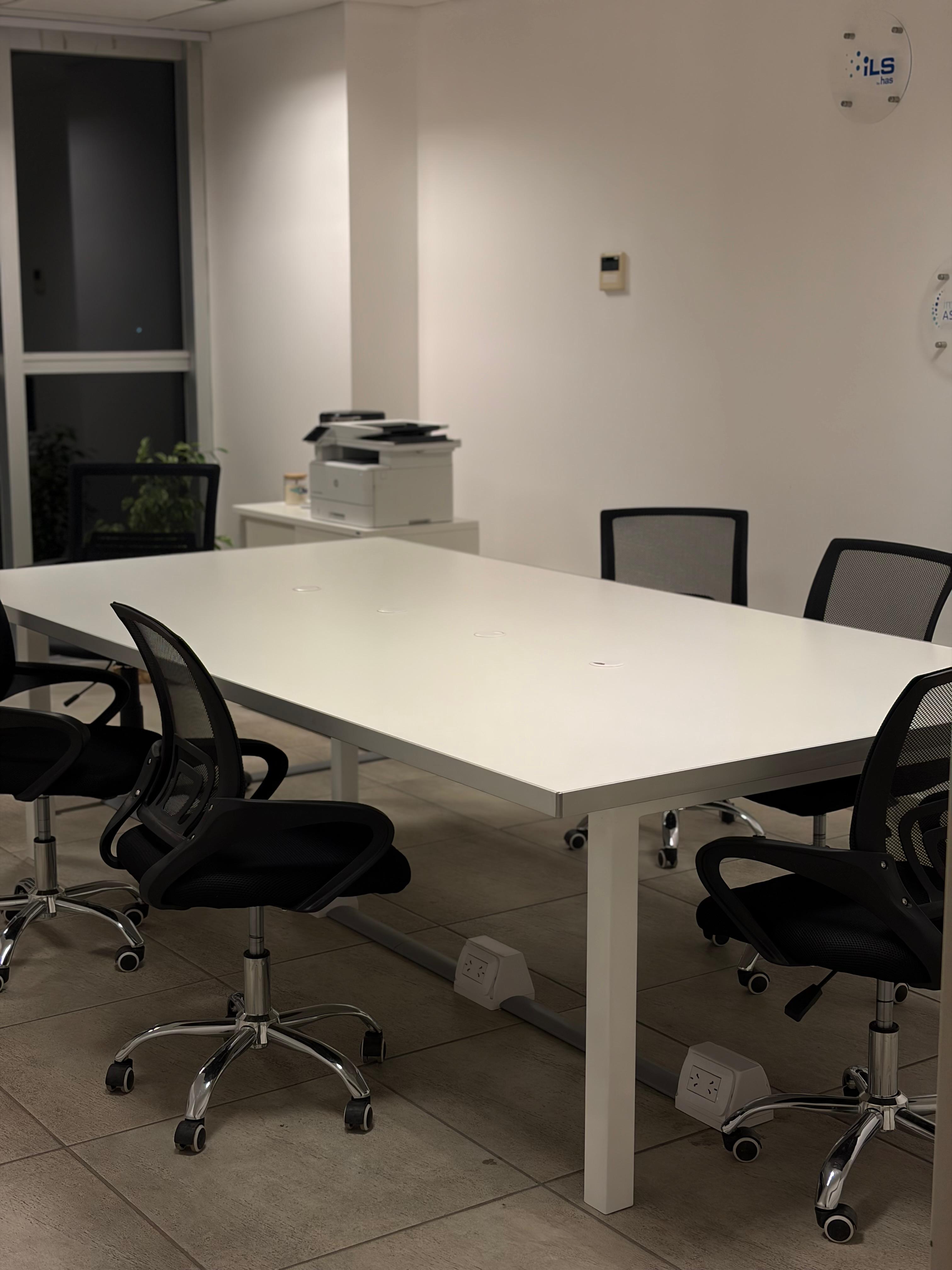 Mesa de reuniones a medida